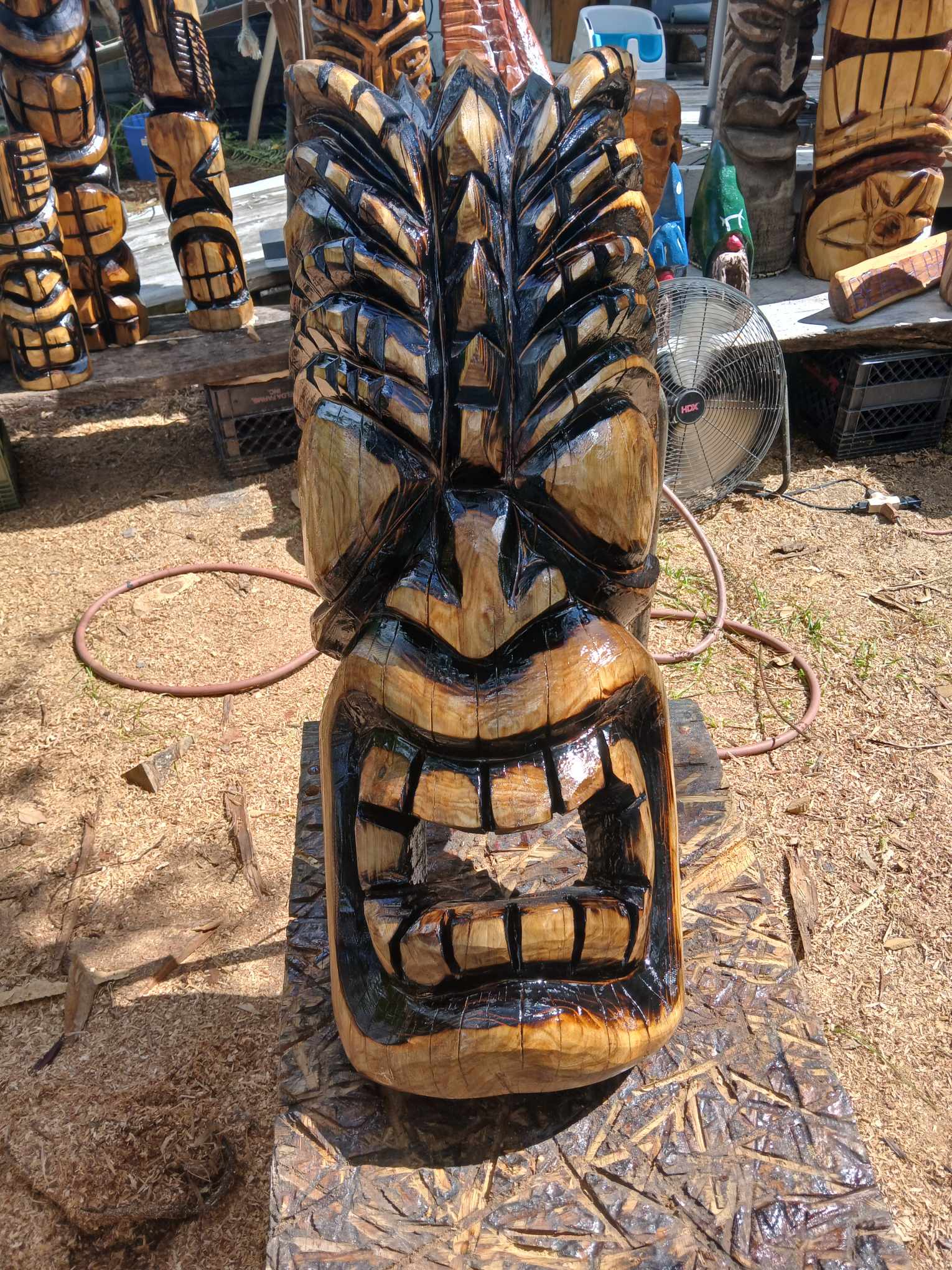 Tiki deals Mask