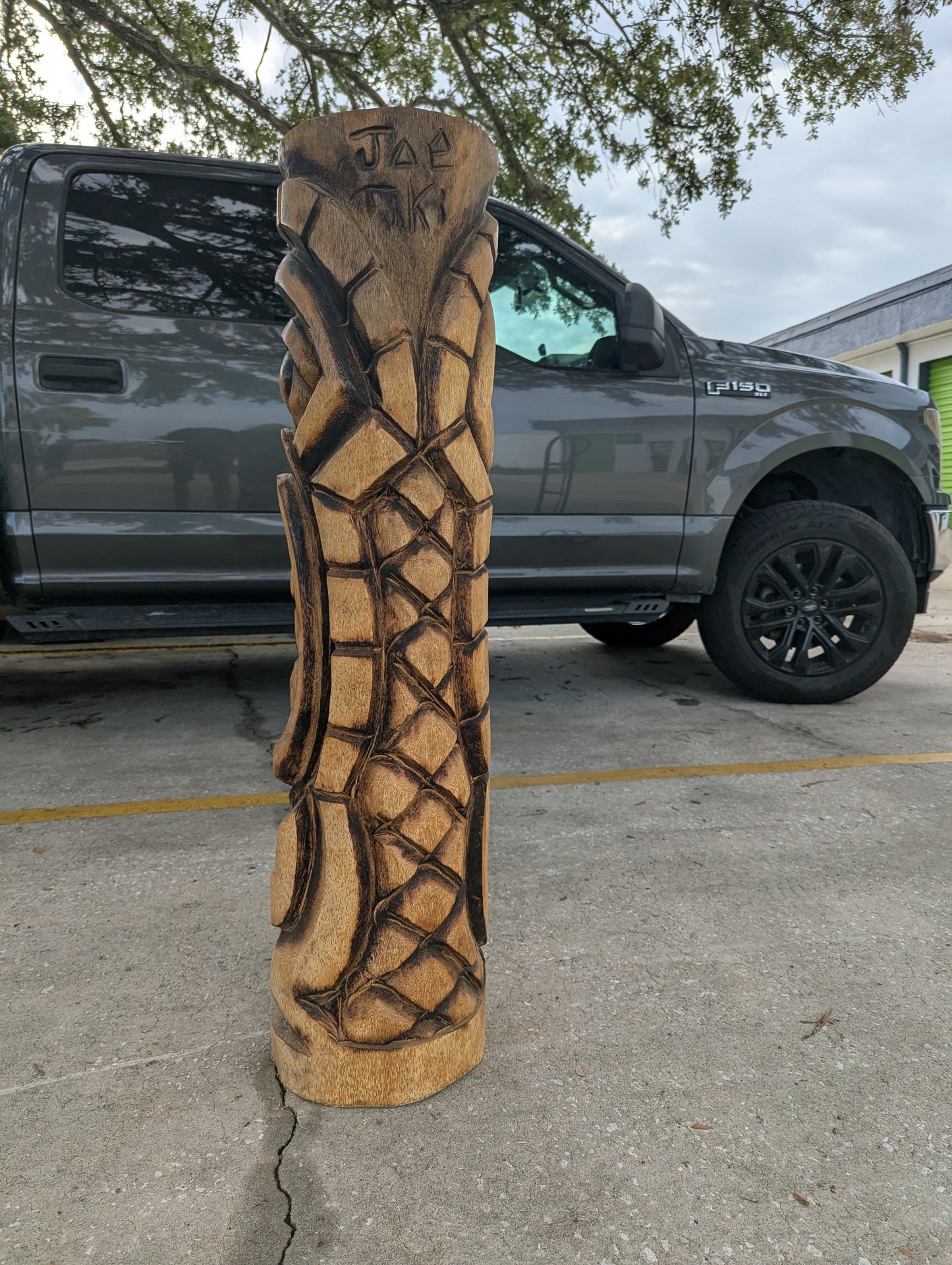 Palm tiki