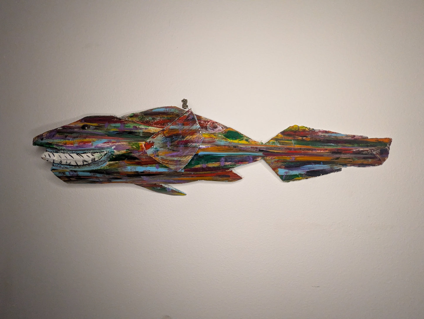 Wide Stripe Lazy Fish