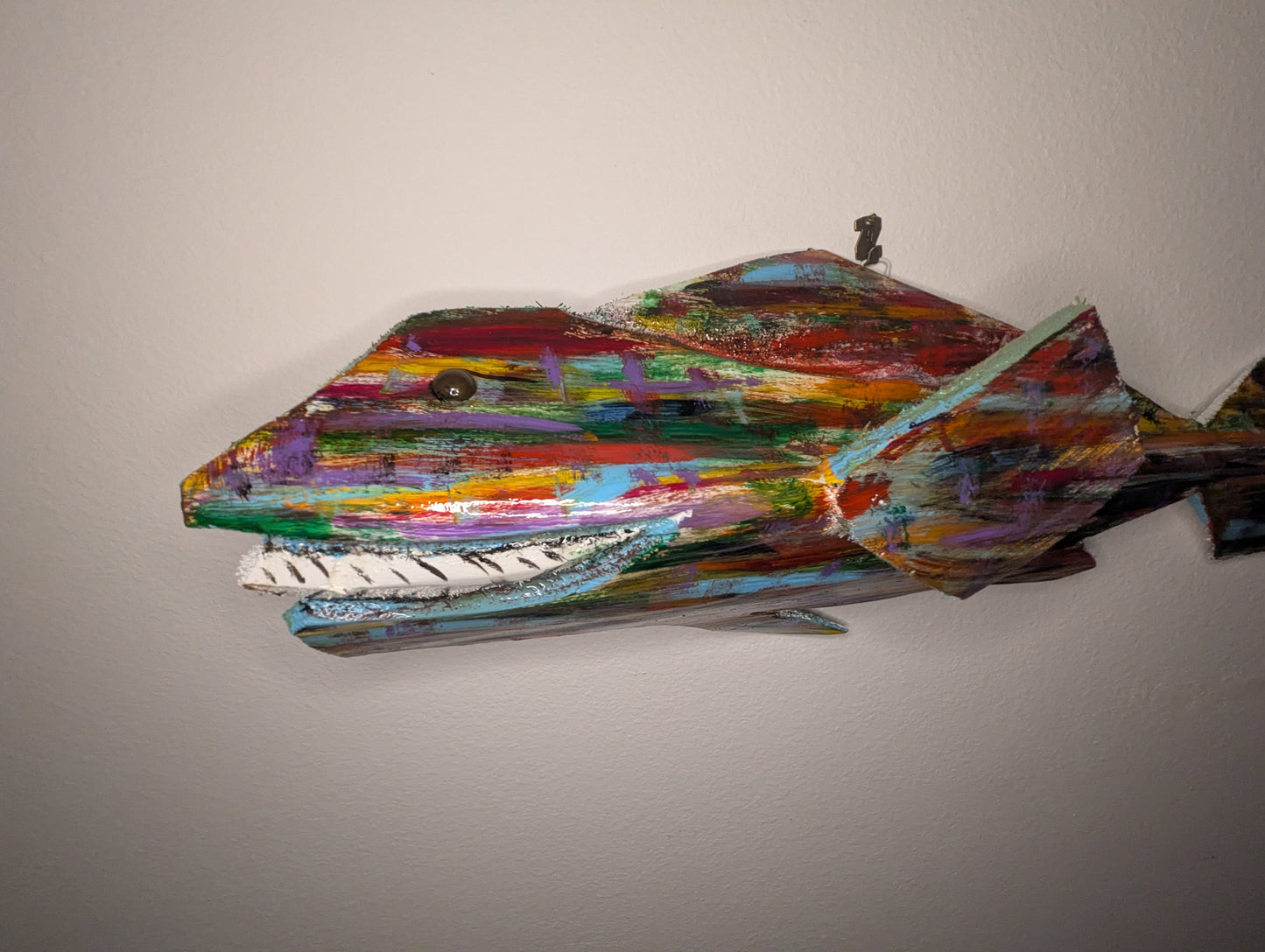 Wide Stripe Lazy Fish