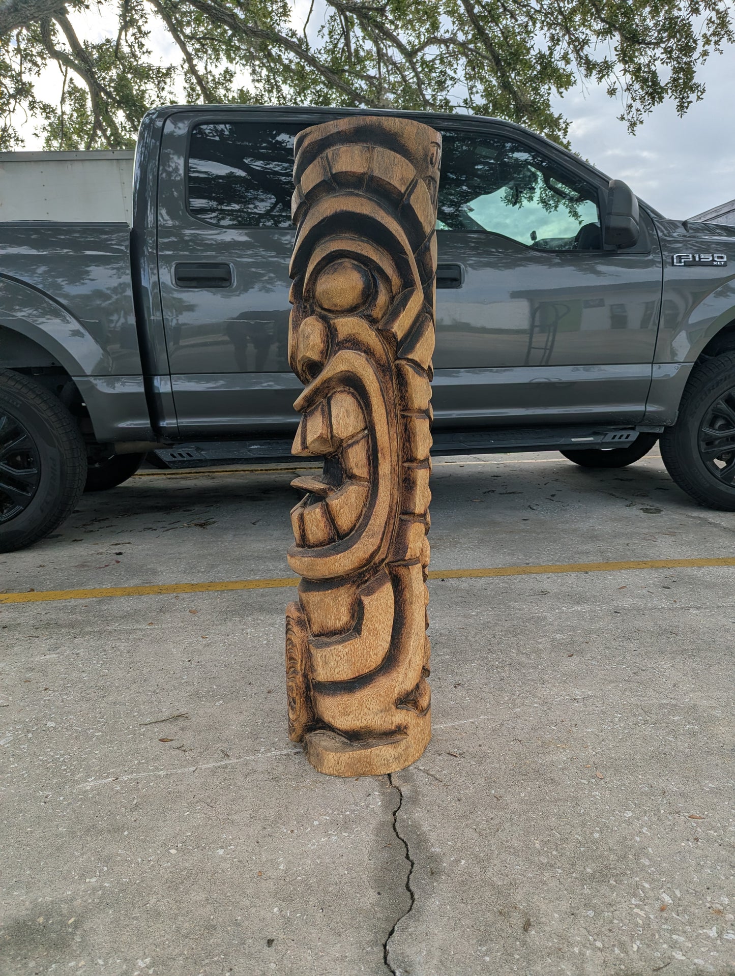Palm tiki