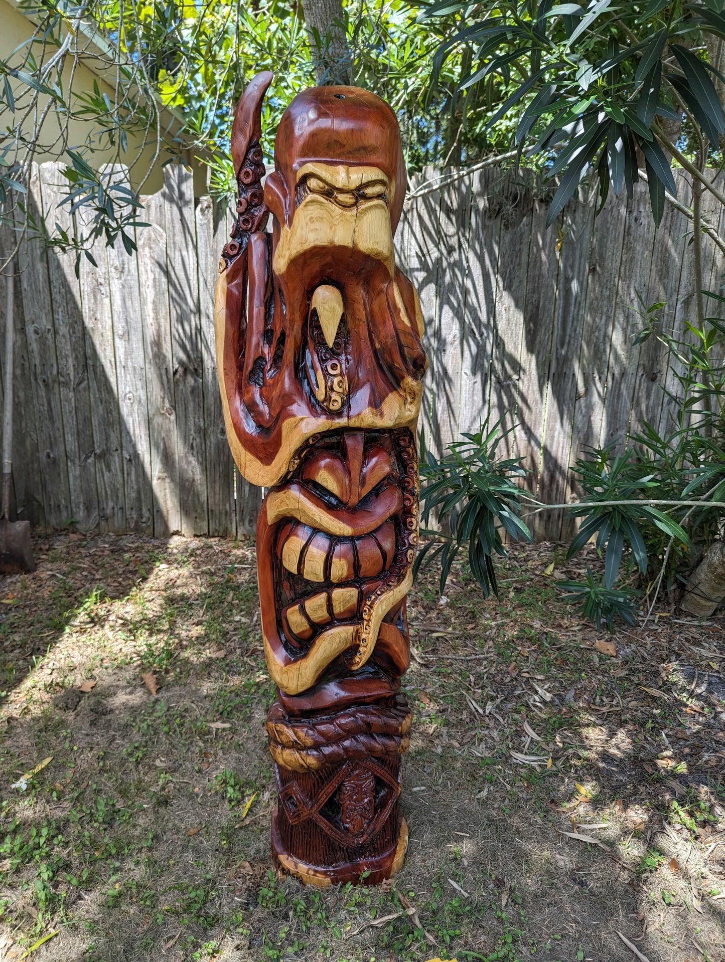 Octopus Tiki